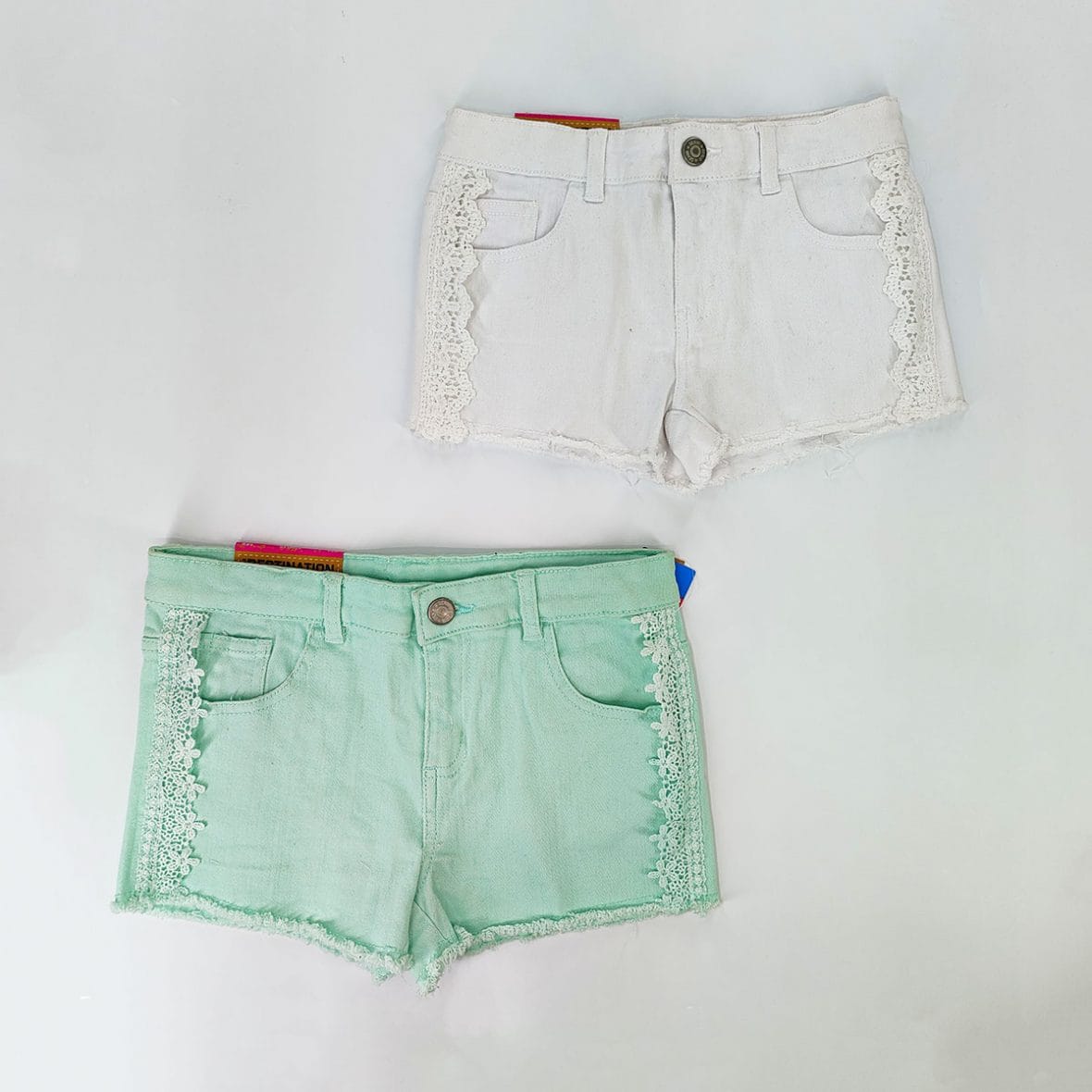 short jean fille avec dentelle by Pepco