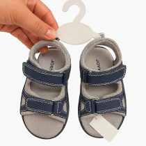 ABA3818F-477F-47F2-8D1B-7066E8BAC238