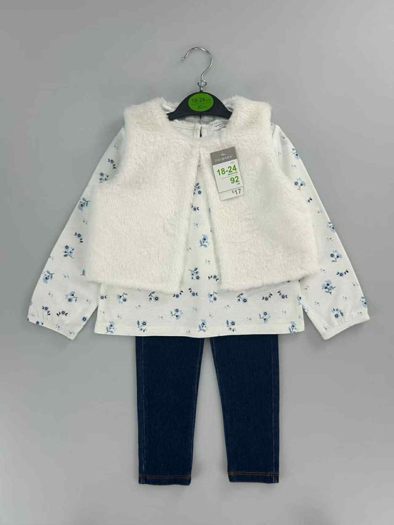 Ensemble Primark bébé avec gilet fourrure