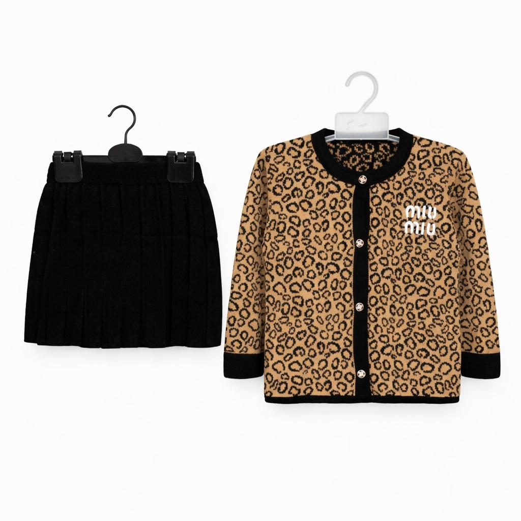 Ensemble Fille Miu Miu Léopard 2 Pièces – Gilet Maille & Jupe Chic Spécial Aïd El Fitr 2026 Algérie